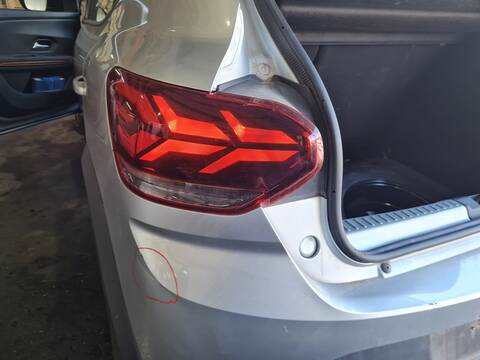 Foto 3ª: Piloto Trasero Izquierdo Dacia Sandero STEPWAY ESSENTIAL 91CV 67KW [H4D470] (2022)