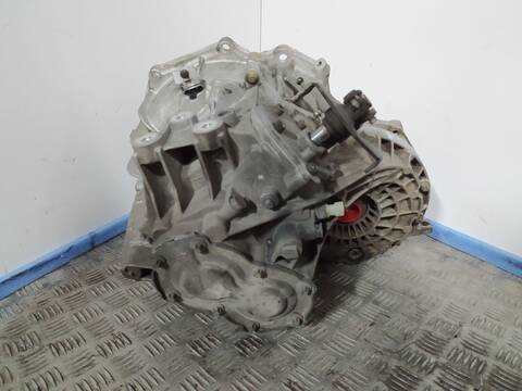 Foto 3ª: Caja Cambios Opel Astra CLUB BERLINA 101CV 74KW [Y20DTH] (2001)