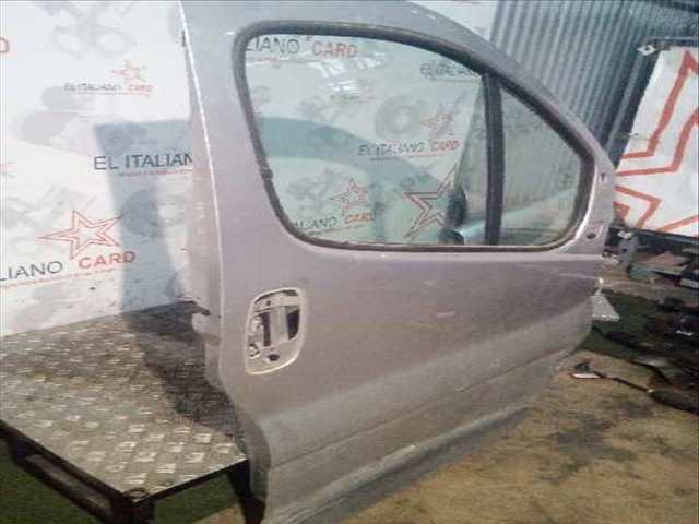Foto 4ª: Puerta Delantera Derecha Nissan Primastar 101CV 74KW