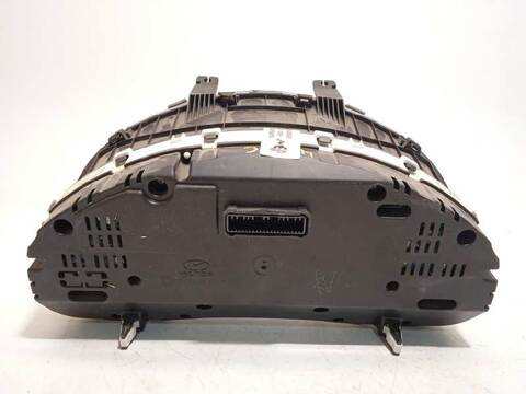Foto 3ª: Cuadro de Instrumentos Hyundai i40 STYLE 141CV 104KW [D4FD] (2015)