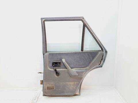 Foto 4ª: Puerta Trasera Derecha Ford Orion 69CV 51KW [LU] (1990)