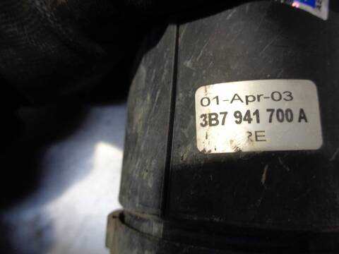 Foto 4ª: Faro Antiniebla Delantero Derecho Volkswagen Passat ADVANCE BERLINA 130CV 96KW [ALT] (2003)