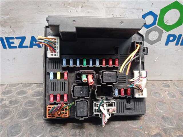 Caja Reles Fusibles Nissan Qashqai 1.5 TEKNA [1.5 LTR. - 81 KW TURBODIESEL CAT]