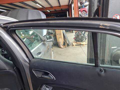 Elevalunas Manual Trasero Derecho Mercedes Clase G 230 GLA 200 CDI 156.908) 136CV 100KW
