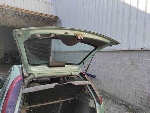 Foto 2ª: Portón Opel Corsa Z14XE (2001)