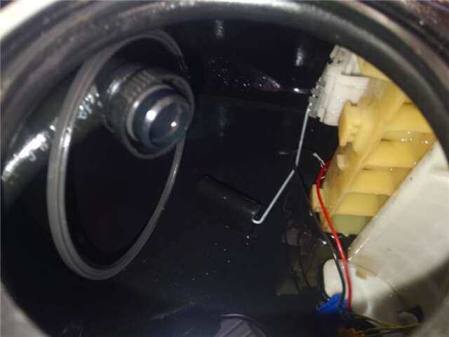 Foto 3ª: Deposito de Combustible Bmw X3 2.0 D 16V CAT [M47 D20 (204D4)]