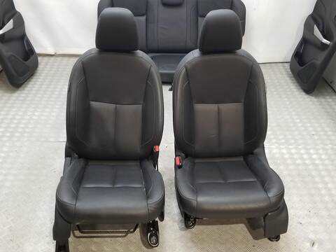 Foto 2ª: Juego Asientos Completos Nissan NP300 2.3 DCI D 190CV [YS23] (2015)