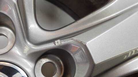 Foto 2ª: LLanta Aleacion Toyota Rav4 HYBRID 4X4 STYLE (1994)