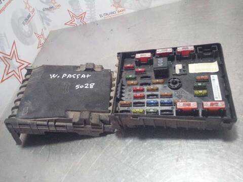 Caja Reles Fusibles Volkswagen Passat SPORTLINE BERLINA 140CV 103KW
