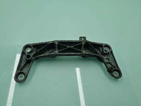 Foto 4ª: Soporte Cambio Bmw Serie 3 315 330D 258CV 190KW [N57D30A] (2012)