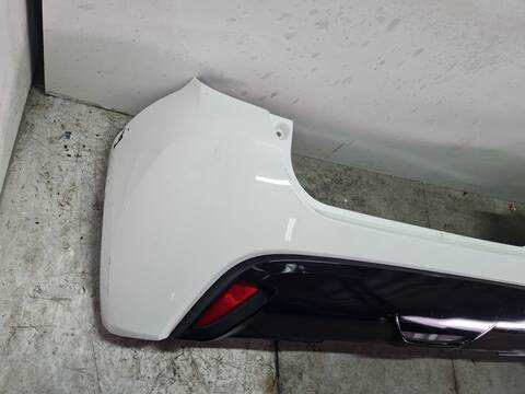 Foto 3ª: Paragolpes Trasero Toyota Yaris MXPH11L-BHXSBW 115CV [M15AFXE] (2021)