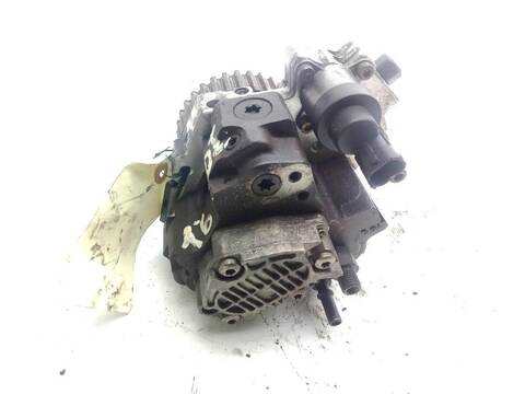 Foto 2ª: Bomba Inyeccion Ford Focus VERSION INDEFINIDA (2004)