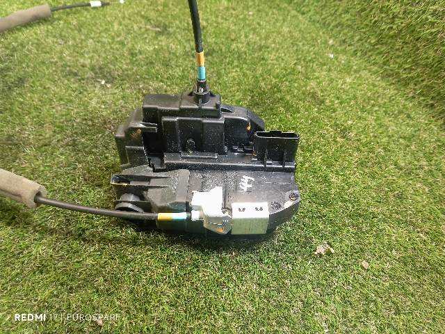 Foto 3ª: Cerradura Puerta Delantera Derecha Nissan Navara 2.3 TD D23 [YS23] (2018)