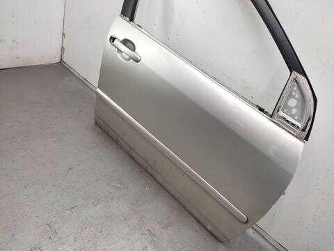 Foto 2ª: Puerta Delantera Derecha Toyota Corolla 2.0 D-4D CDE120R_ CDE120L_) 116CV 85KW [1CDFTV] (2007)