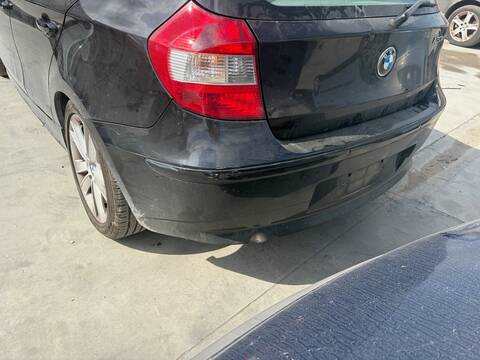 Foto 2ª: Paragolpes Trasero Bmw Serie 1 114 204D4 BERLINA (2004)