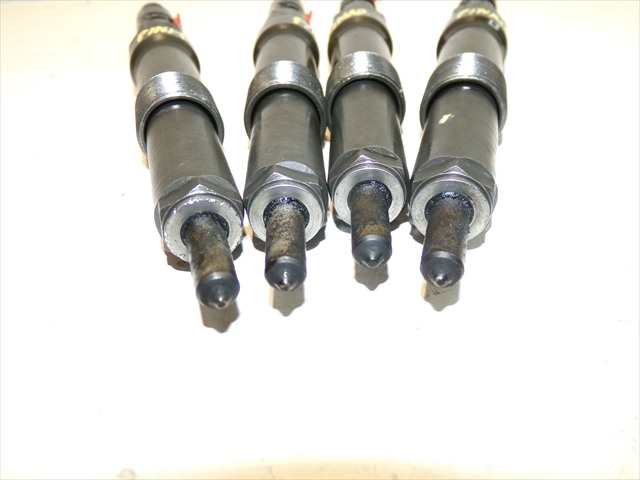 Foto 2ª: Inyectores Ford Mondeo 2.0 TDCI 2000-2007 [HJBB] (2005)
