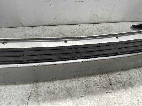 Foto 3ª: Paragolpes Trasero Kia Carnival 2.9 CRDI LX AUT. 144CV [J3] (2001)