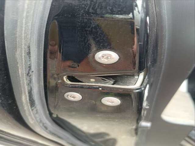 Cerradura Puerta Trasera Izquierda Toyota Prius 2ZRFXE AUT.