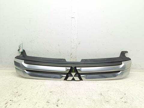 Rejilla Delantera Mitsubishi Outlander 2.2 DI-D CAT 150CV 110KW
