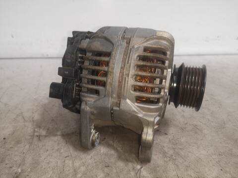 Foto 2ª: Alternador Volkswagen Bora AZJ BERLINA (2001)