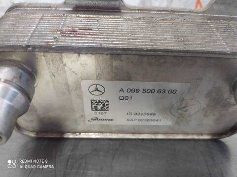 Foto 3ª: Radiador Aceite Mercedes Clase E 180 E 220 D 213.004) 194CV 143KW [654920] (2017)