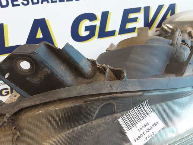 Foto 3ª: Faro Izquierdo Renault Clio 1.45 16V100CV [K4J 780] (2006)