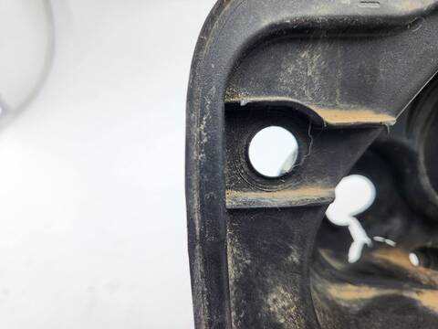 Foto 3ª: Tapa Exterior Combustible Audi A4 35 TDI S LINE 4P) BERLINA 163CV 120KW [DTNA] (2024)