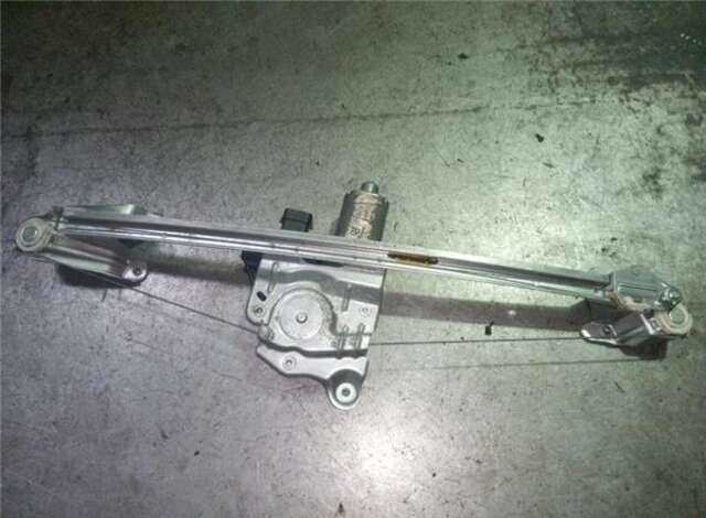 Foto 3ª: Elevalunas Eléctrico Trasero Derecho Opel Zafira 1.9 COSMO [1.9 LTR. - 88 KW CDTI] [Z19DT]