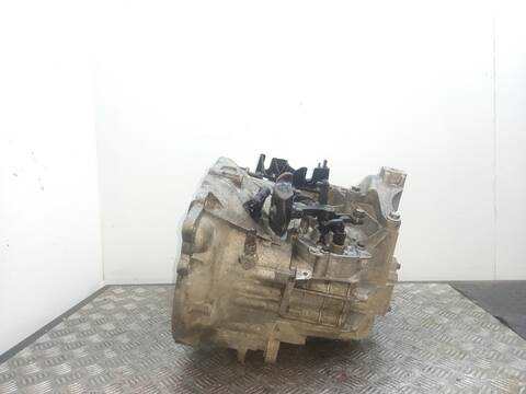 Foto 3ª: Caja Cambios Volvo V50 D4204T FAMILIAR (2006)