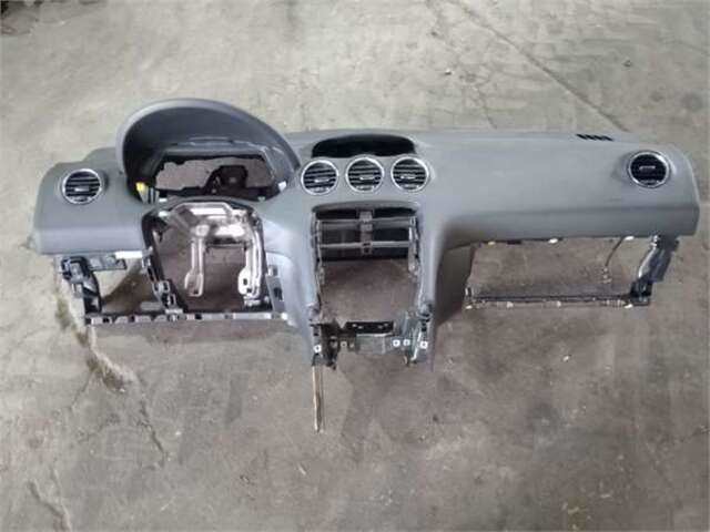 Salpicadero Peugeot 308 1.6 SPORT [1.6 LTR. - 80 KW HDI FAP CAT (9HZ - DV6TED4)]