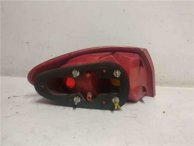 Foto 2ª: Piloto Trasero Derecho Alfa Romeo 147 1.9 JTD IMPRESSION [1.9 LTR. - 74 KW JTD CAT] [182 B9.000]