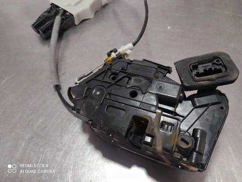 Foto 3ª: Cerradura Puerta Trasera Derecha Skoda Octavia ACTIVE 105CV 77KW [CLH] (2015)