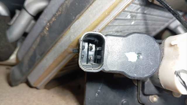 Foto 4ª: Cerradura Puerta Delantera Derecha Opel Frontera 2.2 G B 3P 16 V sport [X22SE] (1999)