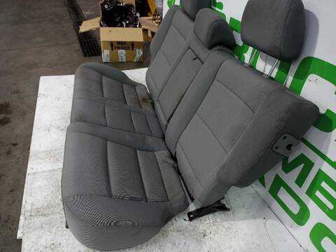 Foto 2ª: Asientos Traseros Kia Sorento 2.5 CRDI 170CV [D4CB] (2002)