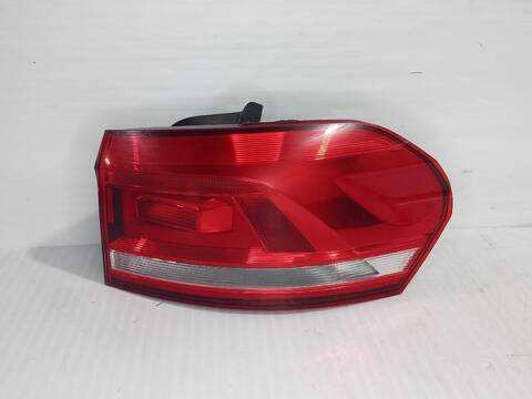 Piloto Trasero Derecho Volkswagen Touran ADVANCE BMT 110CV