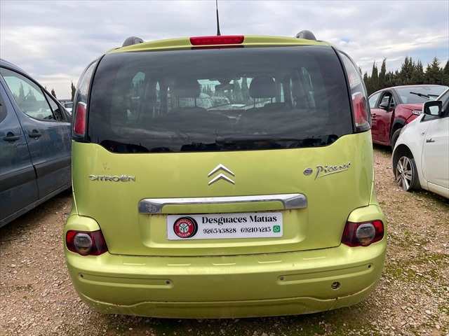 Foto 3ª: Paragolpes Trasero Citroen C3 1.6 HDI 90cv [9H06] (2012)