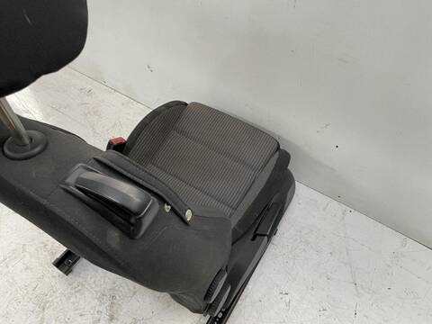 Foto 2ª: Asiento Delantero Derecho Volkswagen Eos 2.0 150CV (2006)