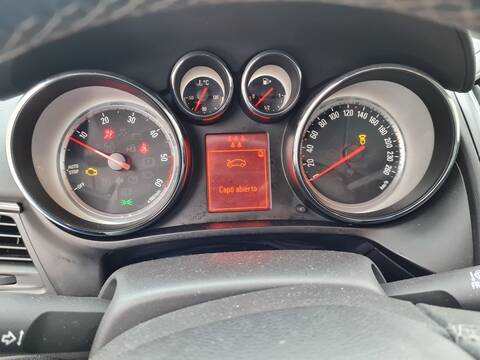 Cuadro de Instrumentos Opel Zafira EXPRESSION START/STOP 120CV 88KW