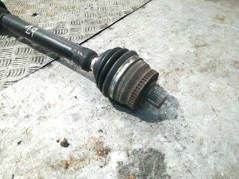 Foto 2ª: Transmision Delantera Derecha Volkswagen Passat BERLINA 102CV 75KW