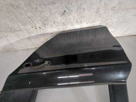 Foto 2ª: Puerta Trasera Izquierda Bmw Serie 1 114 120 D 177CV [N47 D20 A N47 D20 C] (2003)