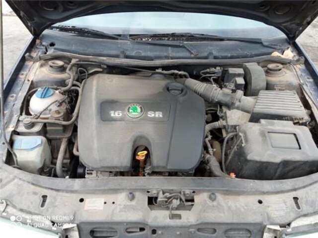 Foto 3ª: Piloto Trasero Izquierdo Skoda Octavia 1.6 AMBIENTE [1.6 LTR. - 75 KW] [AVU]