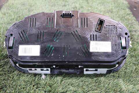 Foto 3ª: Cuadro de Instrumentos Renault Megane R9M402 BERLINA III BERLINA 5P (2013)