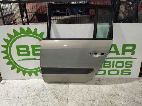 Puerta Trasera Izquierda Renault Espace 2.2 DCI TD AUT. 150CV