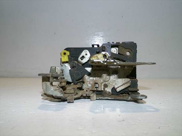 Foto 3ª: Cerradura Puerta Delantera Izquierda Aixam A741 0.4 D [KUBOTA] (2007)