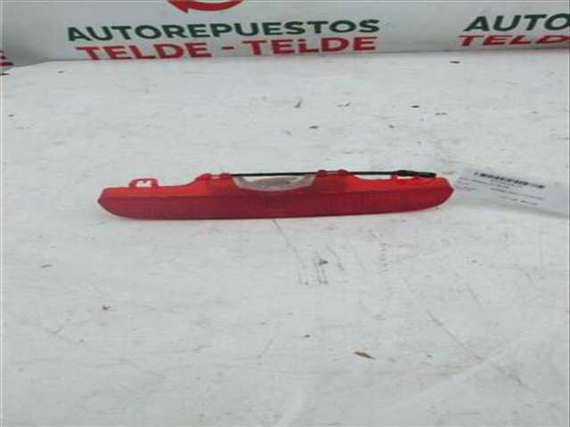 Luz Central de Freno Toyota Avensis 2.0