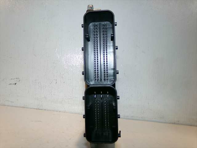 Foto 3ª: Centralita Motor ECU Bmw Serie 5 520 2.0 D F10,2009-2013 [N47D20C] (2012)
