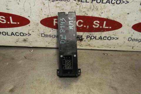 Foto 3ª: Botonera Elevalunas Ford Focus AMBIENTE D) BERLINA 90CV 66KW [HHDA] (2007)