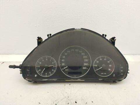 Cuadro de Instrumentos Mercedes Clase E 180 E 320 211.065) BERLINA 224CV 165KW