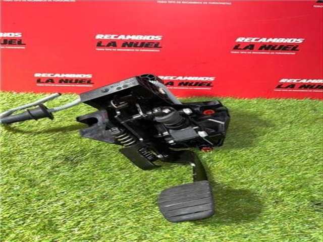 Foto 3ª: Pedal Embrague Renault Trafic M9R Z7 170CV 125KW FURGON (2023)