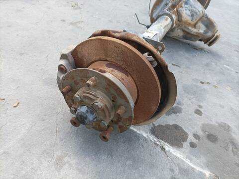 Foto 2ª: Puente Trasero Land Rover Defender 2.5 TD5 122CV 90KW (1996)